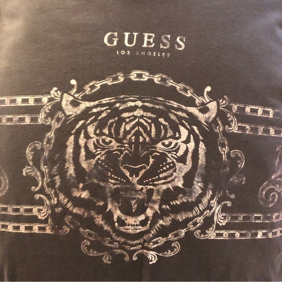 Guess Olive Green and Gold T-Shirt VTG - Picture 5 of 10